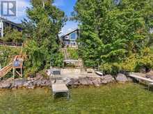 19 STANLEY AVENUE | Oro-Medonte Ontario | Slide Image Two