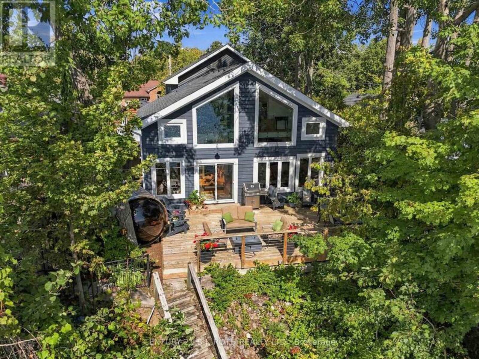 19 STANLEY AVENUE, Oro-Medonte, Ontario L0L 2X0