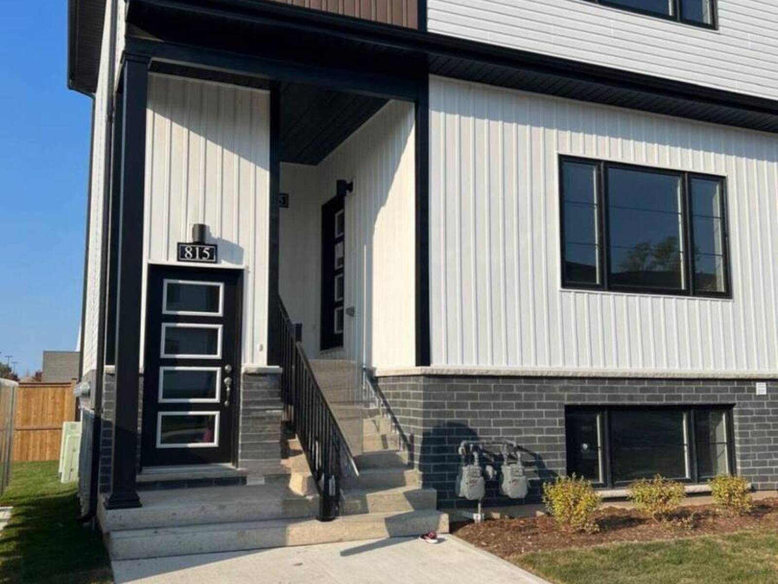 815 - 4263 FOURTH AVENUE, Niagara Falls, Ontario L2E 0C2