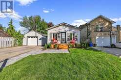 5 HERBERT COURT | Hamilton Ontario | Slide Image Two