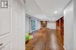 2284 MANSFIELD DRIVE | Burlington Ontario | Slide Image Thirty-eight