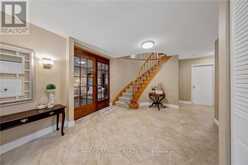 2284 MANSFIELD DRIVE | Burlington Ontario | Slide Image Seven