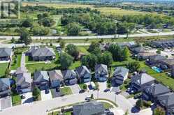 48 AVATAR PLACE | Hamilton Ontario | Slide Image Six