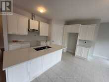31 KEYWORTH CRESCENT | Brampton Ontario | Slide Image Twelve