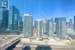 2001 - 1 CONCORD CITYPLACE WAY | Toronto Ontario | Slide Image Twelve