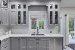 20 TRISH DRIVE | Richmond Hill Ontario | Slide Image Nineteen