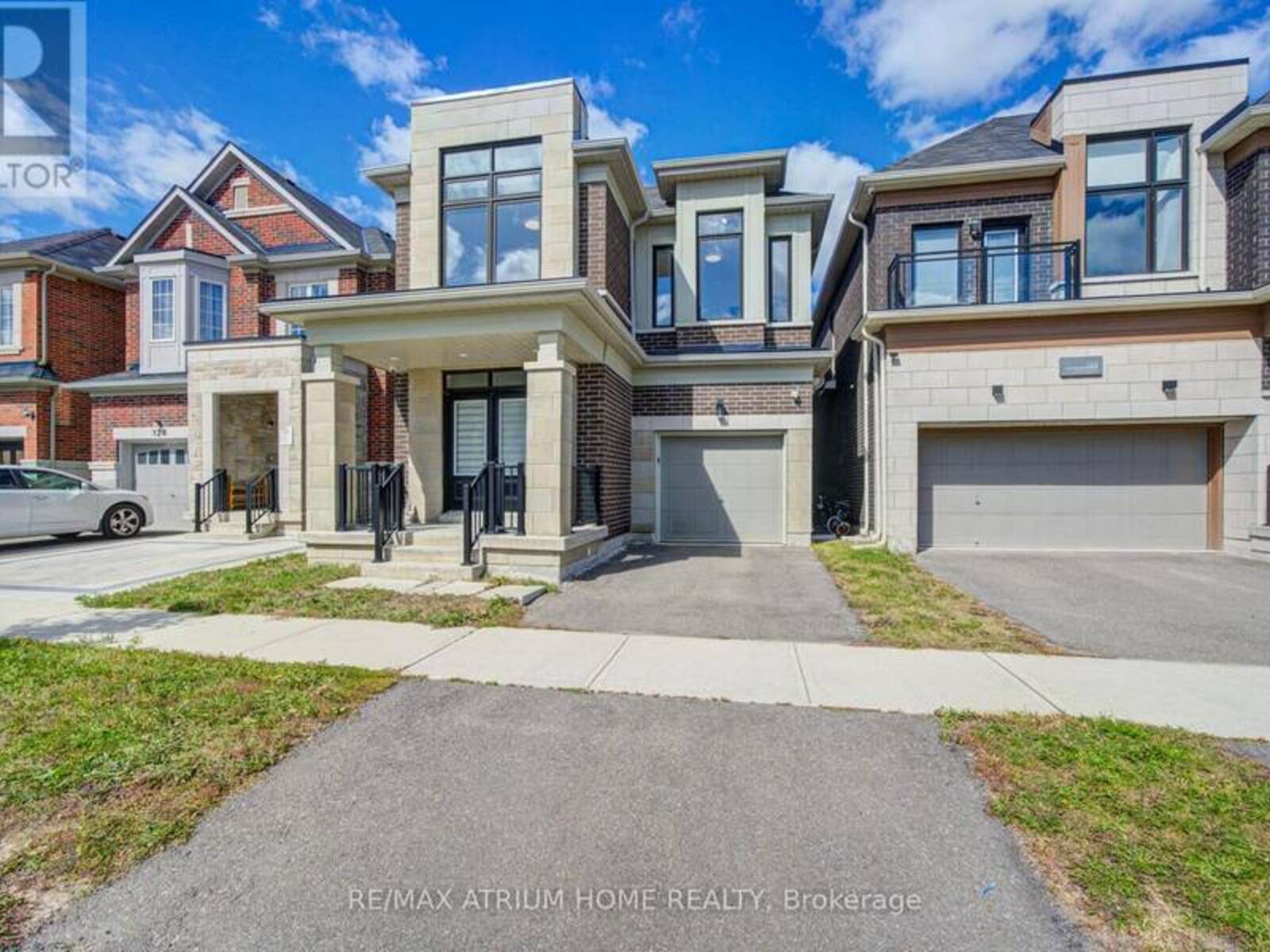 126 HARTNEY DRIVE, Richmond Hill, Ontario L4S 0L1