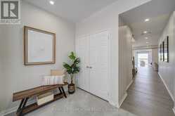 126 HARTNEY DRIVE | Richmond Hill Ontario | Slide Image Three