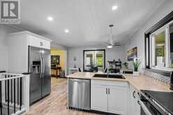 879 S LAKE BERNARD ROAD | Sundridge Ontario | Slide Image Twelve
