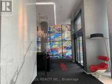 UNIT 1912 - 185 ROEHAMPTON AVENUE | Toronto Ontario | Slide Image Six
