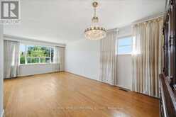 66 GOODERHAM DRIVE | Toronto Ontario | Slide Image Fifteen