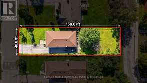 66 GOODERHAM DRIVE | Toronto Ontario | Slide Image Two