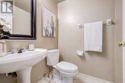 7 ALLAYDEN DRIVE | Whitby Ontario | Slide Image Nine