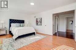 57 GAIL PARKS CRESCENT | Newmarket Ontario | Slide Image Eighteen