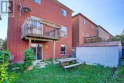57 GAIL PARKS CRESCENT | Newmarket Ontario | Slide Image Thirty-four