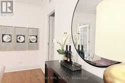 211 - 7071 BAYVIEW AVENUE | Markham Ontario | Slide Image Ten