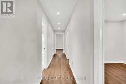 6 PURDY CRESCENT W | Toronto Ontario | Slide Image Nineteen