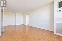 603 - 10 EDGECLIFF GOLFWAY | Toronto Ontario | Slide Image Twelve
