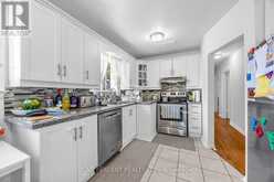 78 MELCHIOR DRIVE | Toronto Ontario | Slide Image Twelve