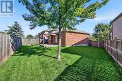 12 LAMONT CRESCENT | Barrie Ontario | Slide Image Thirty-two
