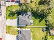 36 BLUE JAY BOULEVARD | Georgina Ontario | Slide Image Five