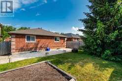 9 HOLLY MEADOW ROAD | Barrie Ontario | Slide Image Forty-one