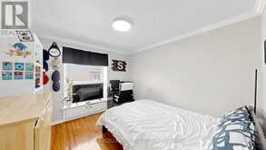 28 GLENVALE BOULEVARD | Brampton Ontario | Slide Image Eighteen