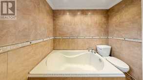 28 GLENVALE BOULEVARD | Brampton Ontario | Slide Image Thirty