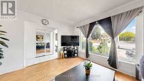 28 GLENVALE BOULEVARD | Brampton Ontario | Slide Image Eight