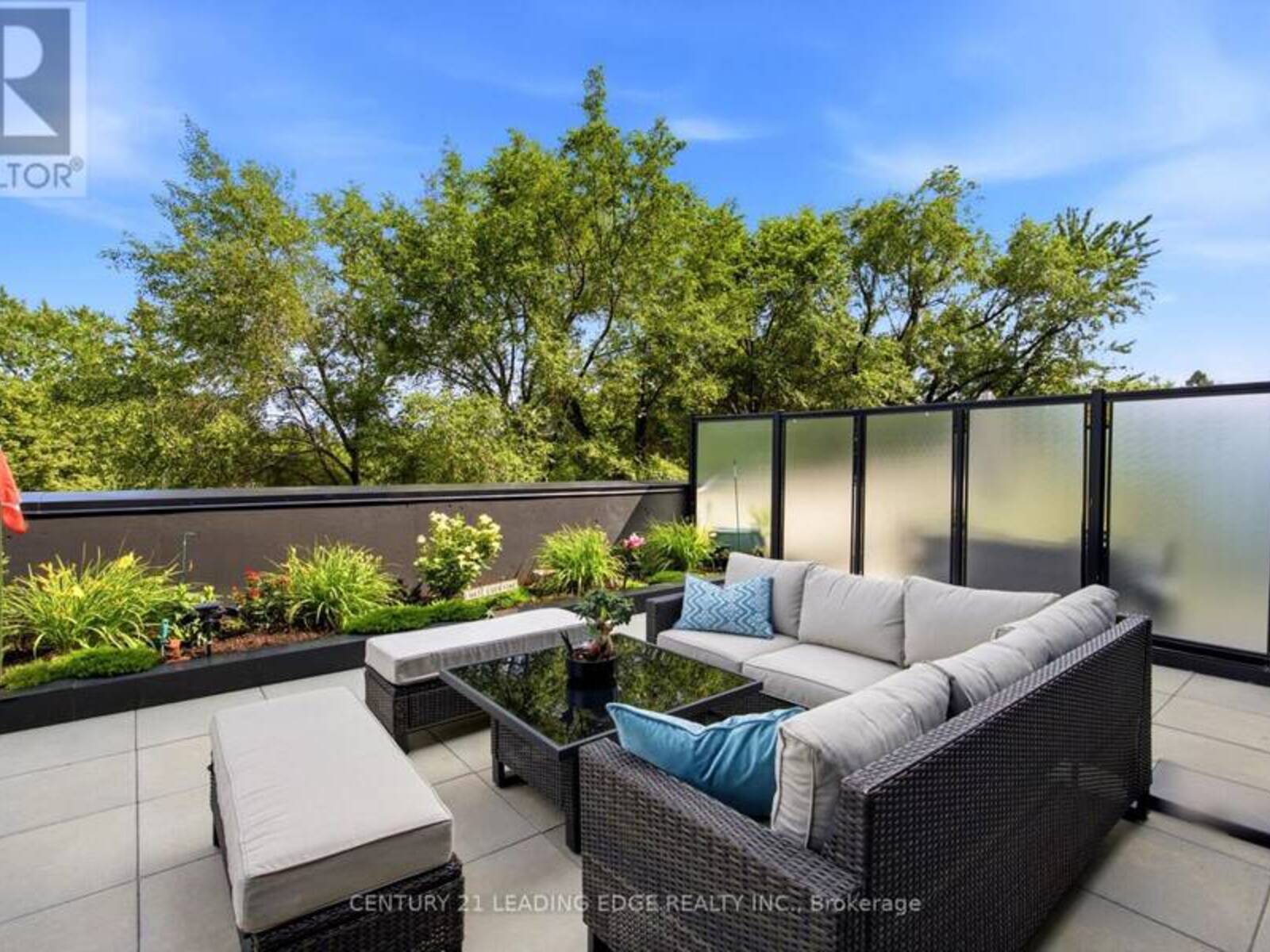 219 - 2799 KINGSTON ROAD, Toronto, Ontario M1M 0E3