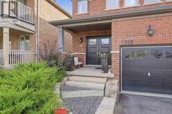 323 LANGFORD BOULEVARD | Bradford West Gwillimbury Ontario | Slide Image Three