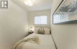 376 MC ROBERTS AVENUE | Toronto Ontario | Slide Image Fifteen