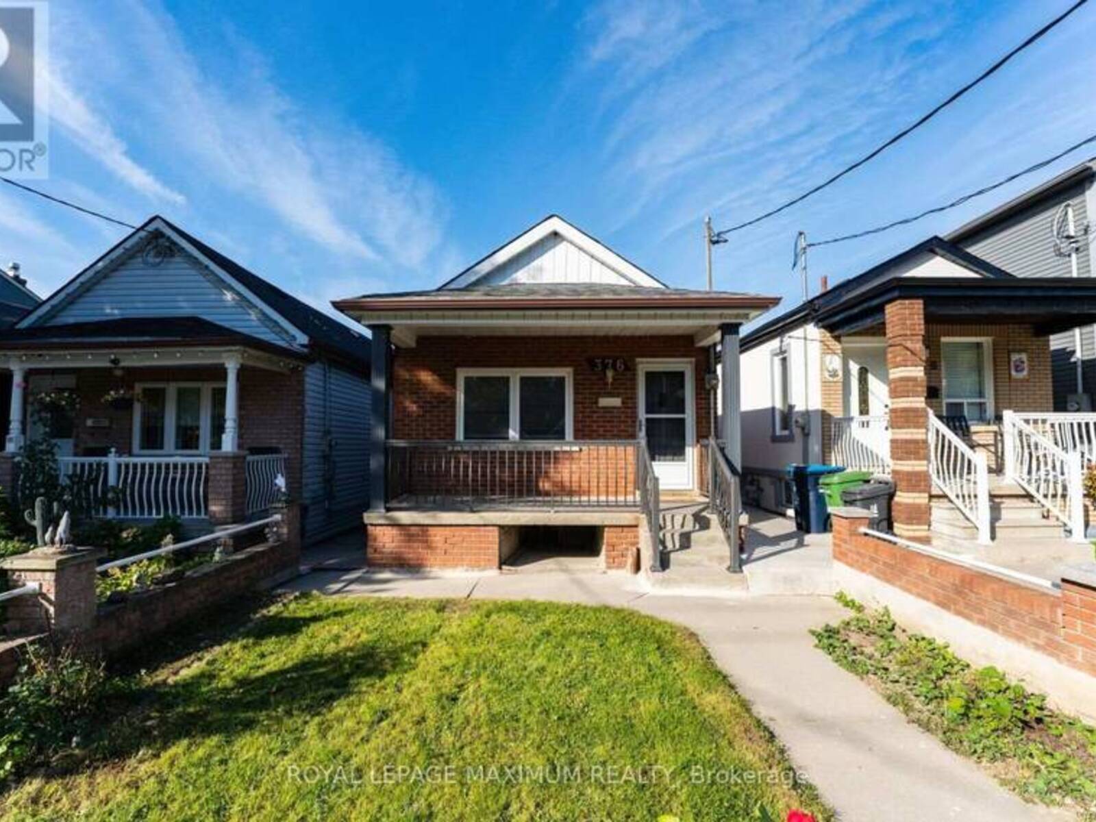 376 MC ROBERTS AVENUE, Toronto, Ontario M6E 4R2