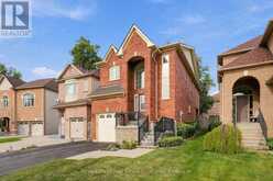 39 SEGWUN ROAD | Hamilton Ontario | Slide Image Three