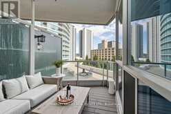 502 - 218 QUEENS QUAY W | Toronto Ontario | Slide Image Twenty