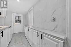 47 LAUREL AVENUE | Toronto Ontario | Slide Image Thirteen