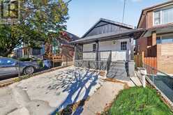 47 LAUREL AVENUE | Toronto Ontario | Slide Image Four