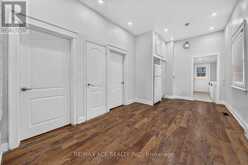 47 LAUREL AVENUE | Toronto Ontario | Slide Image Eight