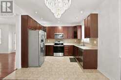 106 CRAGGVIEW DRIVE | Toronto Ontario | Slide Image Thirteen