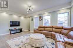 32 WALTER PROCTOR ROAD | East Gwillimbury Ontario | Slide Image Nineteen