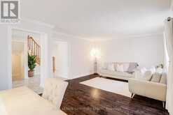 5 LONGHOUSE STREET | Vaughan Ontario | Slide Image Five