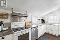 18 POYNTZ STREET | Penetanguishene Ontario | Slide Image Eight