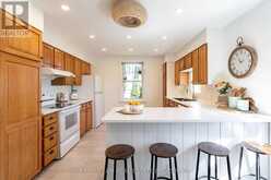 1346 PENETANGUISHENE ROAD | Barrie Ontario | Slide Image Eight