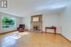 1332 GREENWOOD CRESCENT | Oakville Ontario | Slide Image Ten