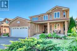 1332 GREENWOOD CRESCENT | Oakville Ontario | Slide Image Three