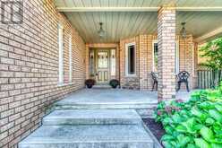 1332 GREENWOOD CRESCENT | Oakville Ontario | Slide Image Four