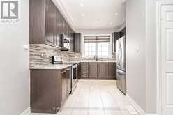 32 ROCKMAN CRESCENT | Brampton Ontario | Slide Image Ten