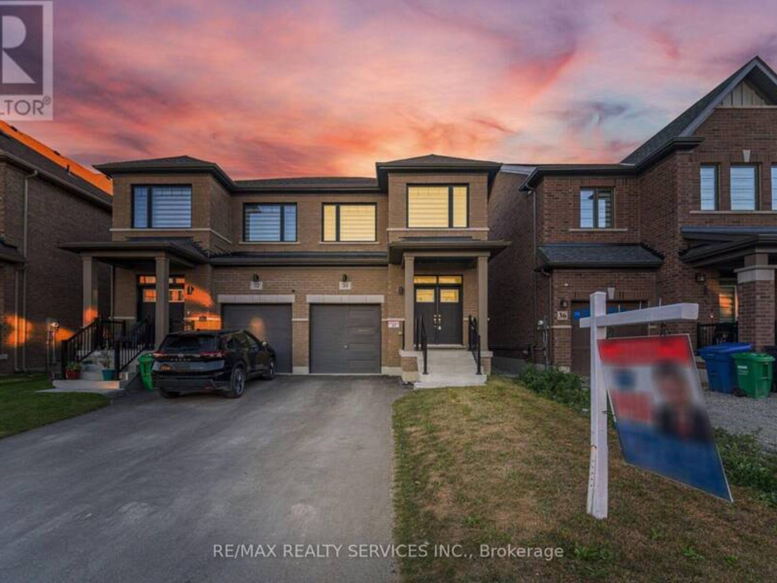 34 LIPSCOTT DRIVE, Caledon, Ontario L7C 4J7