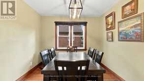 42 DELEVAN CRESCENT | Hamilton Ontario | Slide Image Thirteen