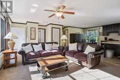 1515 UFFINGTON ROAD | Bracebridge Ontario | Slide Image Ten